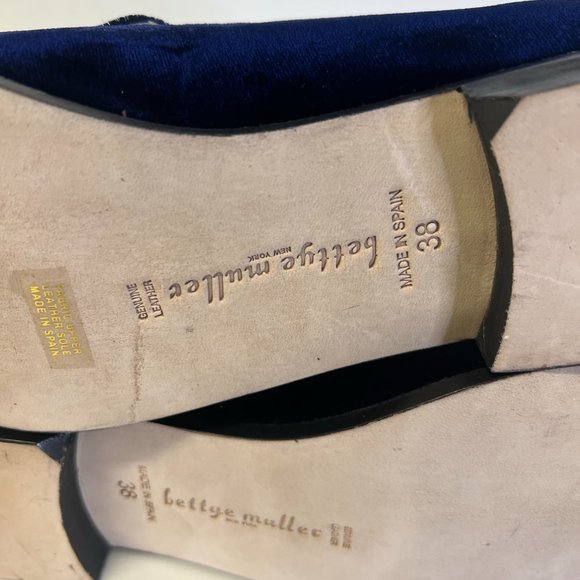 Bettye Muller Classic Loafers Blue Crush Velvet Shoes Regency Navy 7.5 38.5 Eur - Picture 12 of 12